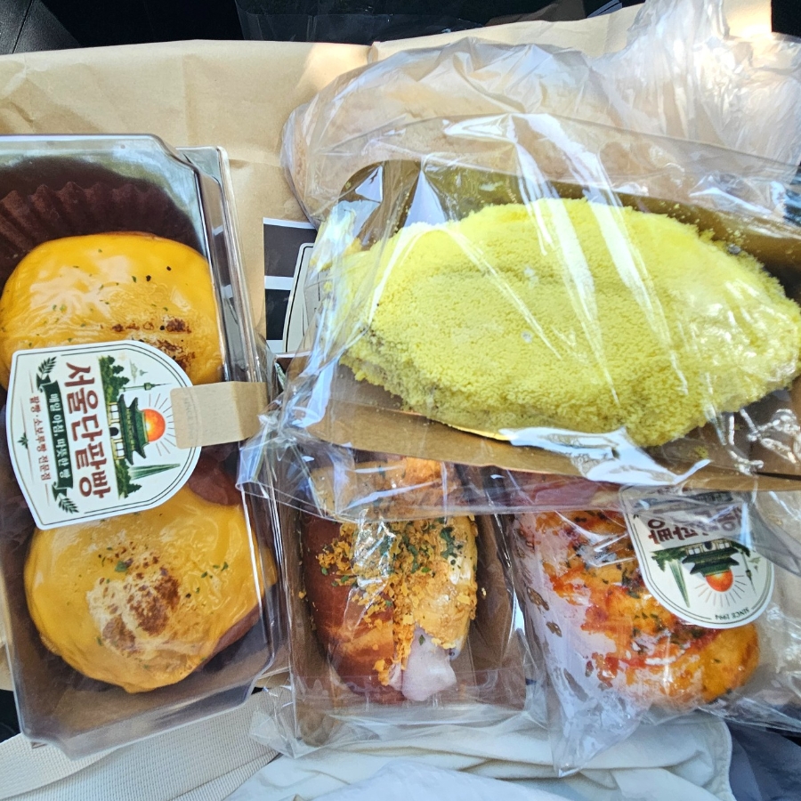 인천 검단 빵집 추천|서울단팥빵 직접 먹어본 후기, 명인의 빵이라더니 버터 풍미가 다르네🥐